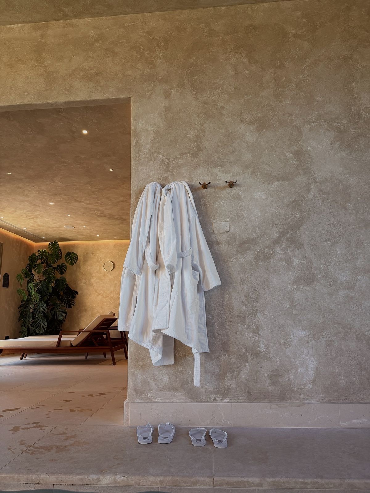 Dover Robes